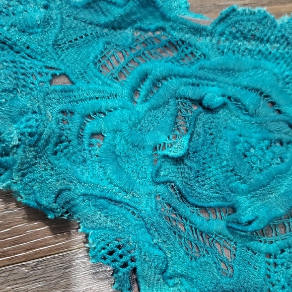 Thaikila Arawak Turquoise Brown Bikini Tassled Lace Overlay - Picture 8 of 8